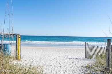 12EGreensboroStAerials-307