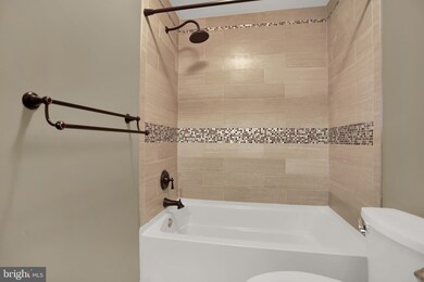 30 N 6th St, Womelsdorf, PA 19567 - photo 7