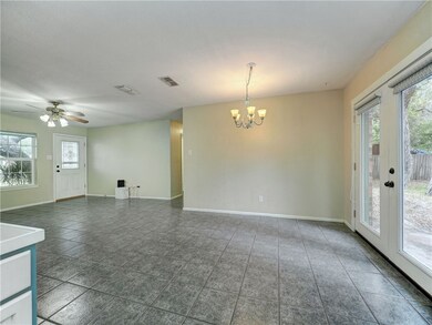 Spacious Dining area