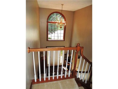 Entry/Foyer.