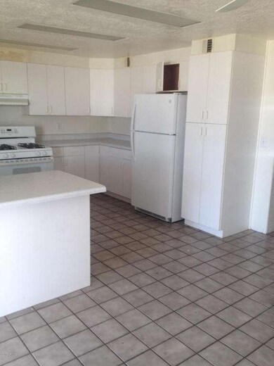 Kitchen 3