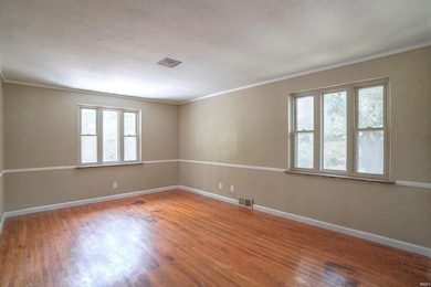 2001 E Jefferson Blvd, South Bend, IN 46617 - photo 4