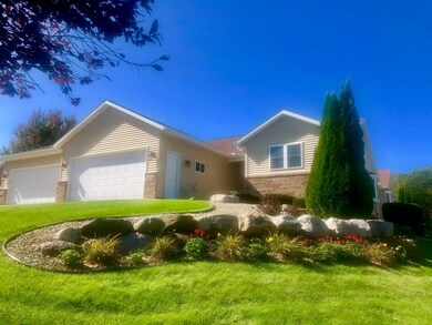 374 Sterling Dr, Oregon, WI 53575 - photo 5