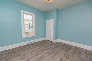 1110 Main St, Victoria, VA 23974 - photo 6