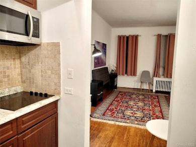 334 E 53rd St unit 3A, New York, NY 10022 - photo 6