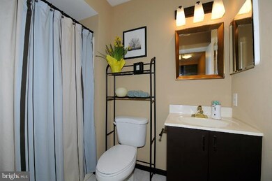 7265 Steamerbell Row, Columbia, MD 21045 - photo 4