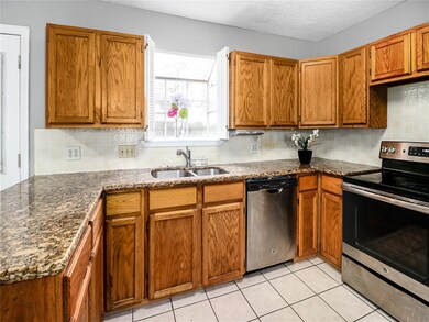 23227 Dew Wood Ln, Spring, TX 77373 - photo 5