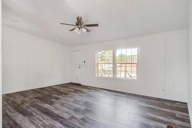 149 Opal Dr, Weatherford, TX 76087 - photo 5