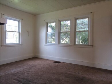 824 Ohio Ave, Midland, PA 15059 - photo 5