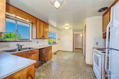 417 2nd Ave N, Edmonds, WA 98020 - photo 7