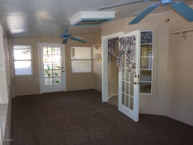 Large Arizona Room