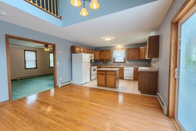 113 Dogwood Rd, Leominster, MA 01453 - photo 7