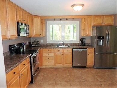 11 Twin Oaks Dr, Brockton, MA 02302 - photo 2