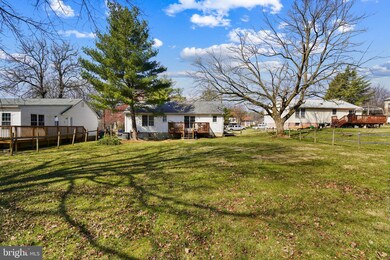 303 Buttry Rd, Gaithersburg, MD 20877 - photo 5