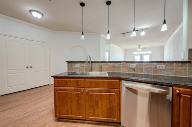 Breakfast bar with 4 pendants lights make a great