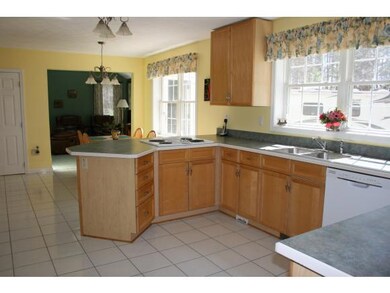 Eat In Kitchen
