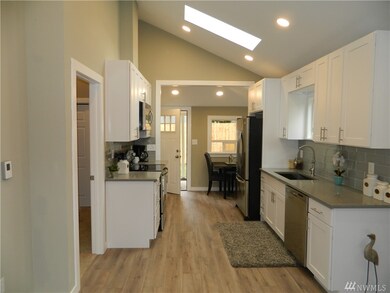 2430 Oakes Ave, Everett, WA 98201 - photo 7