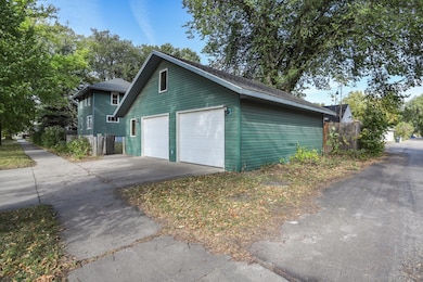 2.5 stall garage with loft