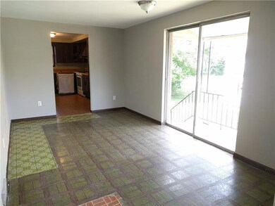 1304 Sampson St, Conway, PA 15027 - photo 7