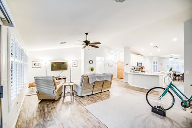 LIVING ROOM 3