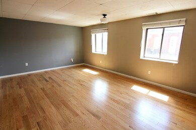549 E 4th St unit C3, Boston, MA 02127 - photo 6
