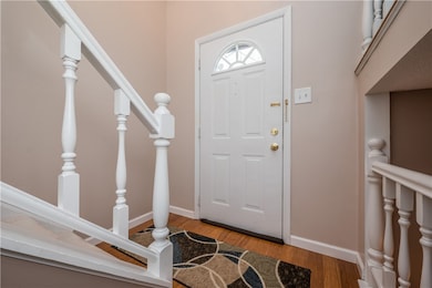 1825 Wallace Rd, South Park, PA 15129 - photo 5