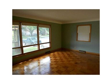 . Living Room with Coved Ceiling, Hardwood Floor