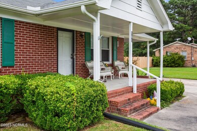 501 Gayle Blvd, Winterville, NC 28590 - photo 3