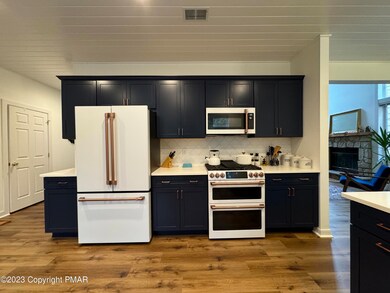 574 Pinecrest Dr, Pocono Pines, PA 18350 - photo 6