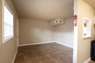 1907 Dismuke St unit 18, Houston, TX 77023 - photo 4