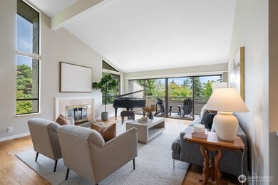 6570 Park Point Way NE, Seattle, WA 98115 - photo 5