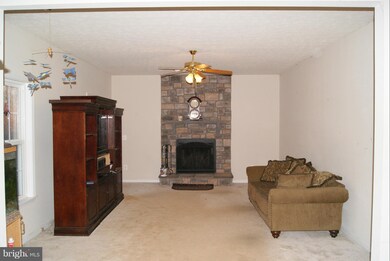 35471 Pheasant Ridge Rd, Locust Grove, VA 22508 - photo 3