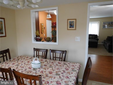 16 Tekening Way, Trenton, NJ 08690 - photo 6