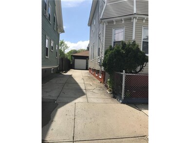 35 Burnside St, Providence, RI 02905 - photo 3
