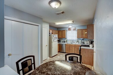 3611 Red Fir Dr, Houston, TX 77088 - photo 6