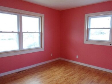 916 Willow Spring Dr, Michigan City, IN 46360 - photo 3