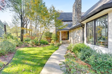 400 W Brow Rd
