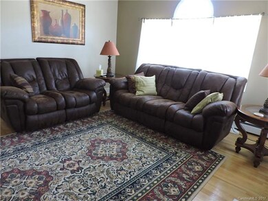 22 Dogwood Cir, Burnsville, NC 28714 - photo 7