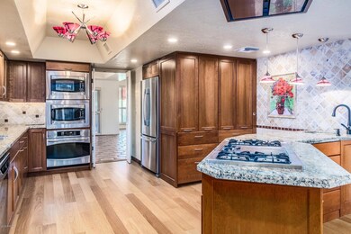 8426 N 15th Dr, Phoenix, AZ 85021 - photo 7