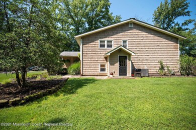 607 Auth Ave, Oakhurst, NJ 07755 - photo 4