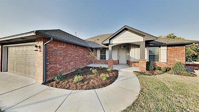 7037 Hidden Trail Ln, Warr Acres, OK 73132 - photo 3