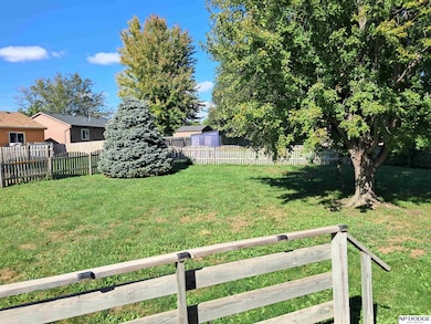 18908 T Cir, Omaha, NE 68135 - photo 6