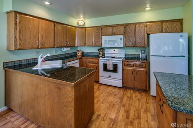 6836 Golf View Dr unit A, Lynden, WA 98264 - photo 7