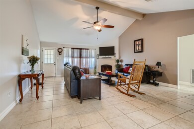 10810 Cayman Mist Dr, Houston, TX 77075 - photo 5
