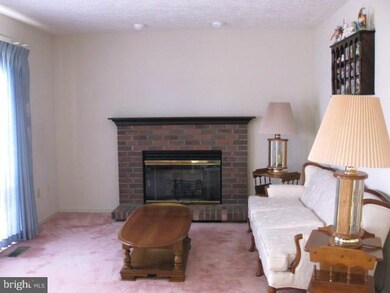 6208 Derby Dr, Frederick, MD 21703 - photo 6