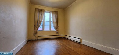 409 Grant Ave, Eveleth, MN 55734 - photo 4