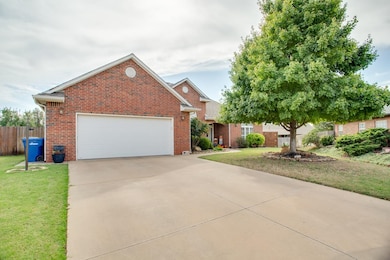 4701 Chaparral Run, Enid, OK 73703 - photo 2