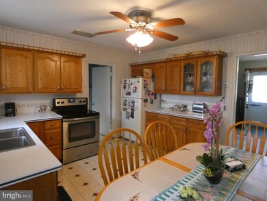 1408 N Wales Rd, North Wales, PA 19454 - photo 7
