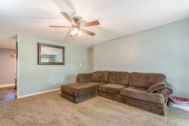 2265 E Fair Oaks Dr photo 3