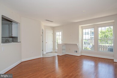 8324 Bluebird Way unit 17, Lorton, VA 22079 - photo 4